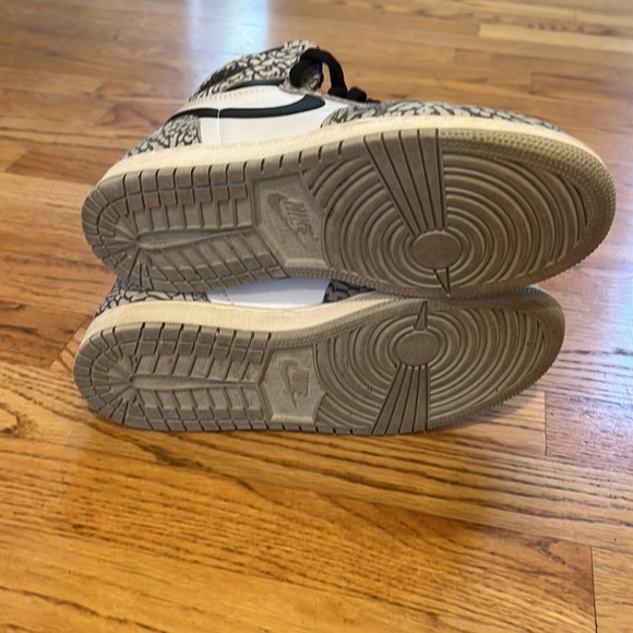 Nike Jordan 1 high OG white cement gs - Picture 9 of 9